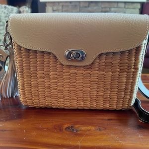 Sea and Grass Ella crossbody wallet